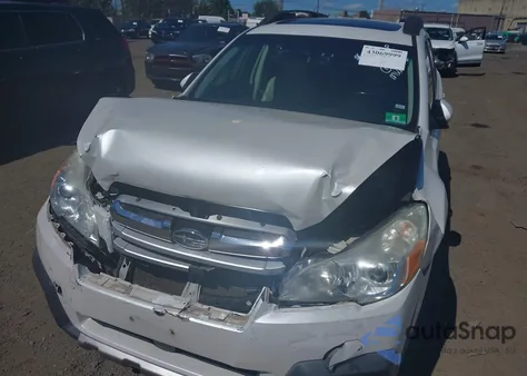 2013 Subaru Outback 2.5I Limited z USA, uszkodzony, nr VIN 4S4BRBKC4D3213440